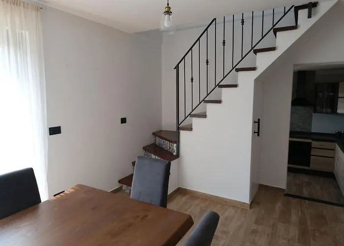 Apartment La Casa In Pietra By Portofinovacanze Rapallo