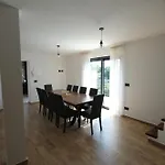 Apartment La Casa In Pietra By Portofinovacanze