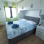 Apartment La Casa In Pietra By Portofinovacanze