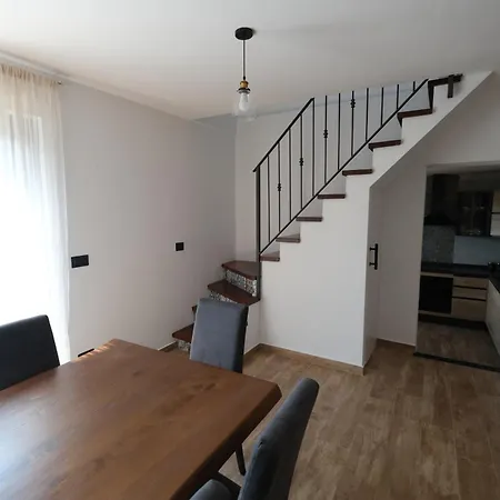 Apartment La Casa In Pietra By Portofinovacanze Rapallo