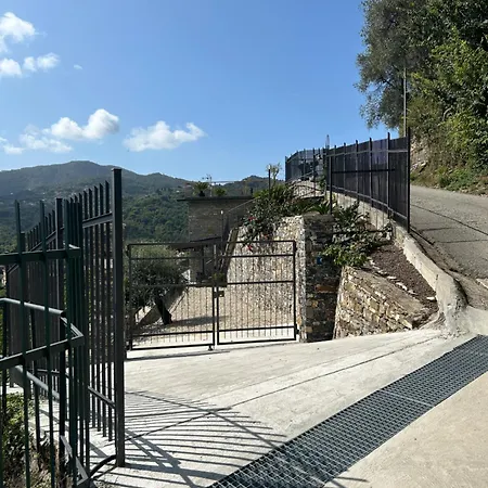 Apartment La Casa In Pietra By Portofinovacanze Rapallo