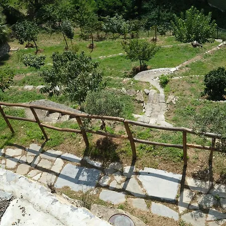 Apartment La Casa In Pietra By Portofinovacanze