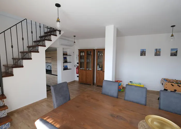 La Casa In Pietra By Portofinovacanze *